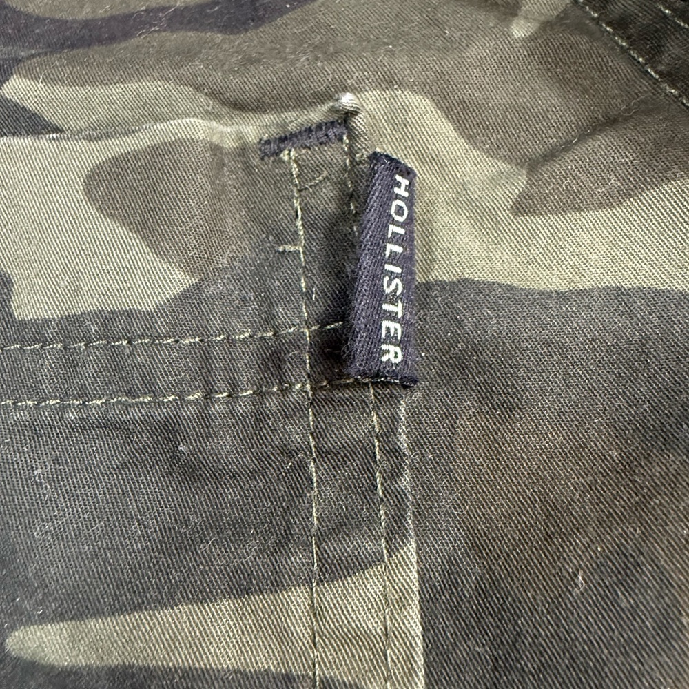 Hollister Green Camo Hooded 100% cotton Shirt sz M - Picture 6 of 9